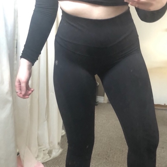 Black LuLu Lemon Leggings size 06 - Picture 8 of 8